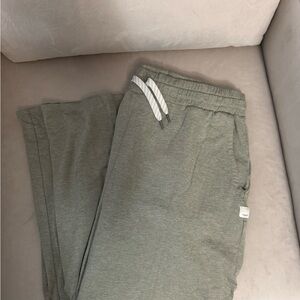 Vuori Olive Green Women's Joggers